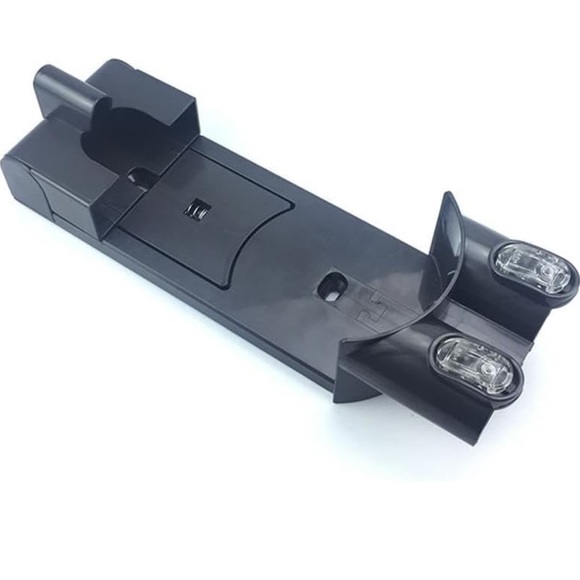 Dyson Charging Station - Picture 6 of 15